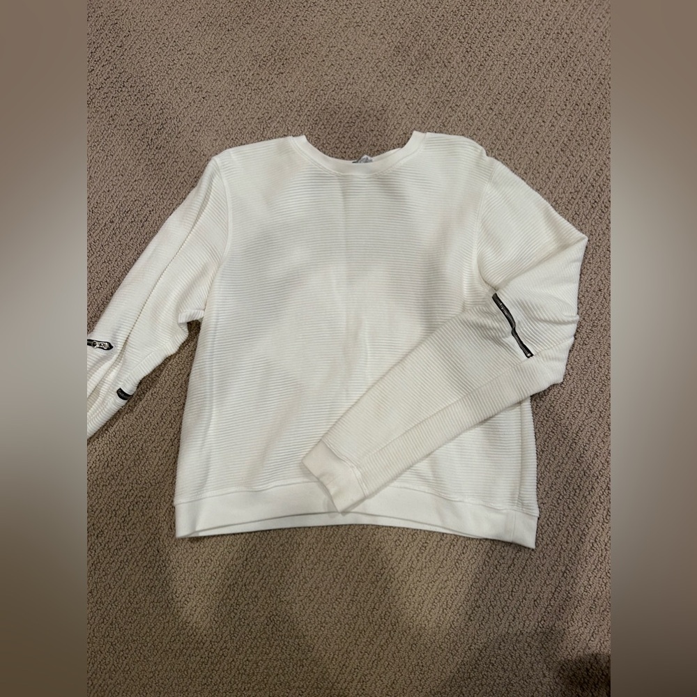 Hard Tail white ribbed sweatshirt!